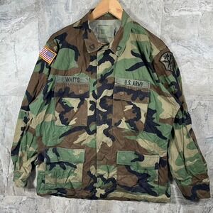 US Army Combat Field Jacket Men's Medium Regular Woodland Camouflage Military